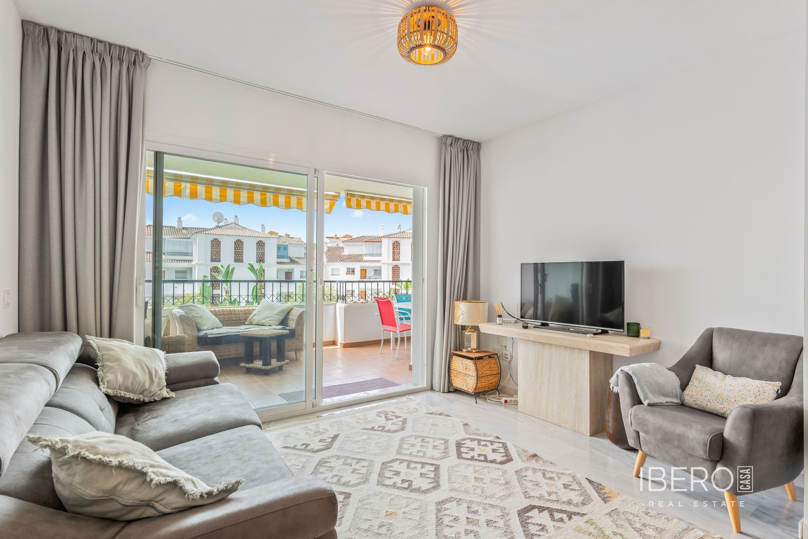 Apartmán se 2 ložnicemi a výhledem na moře, Calahonda