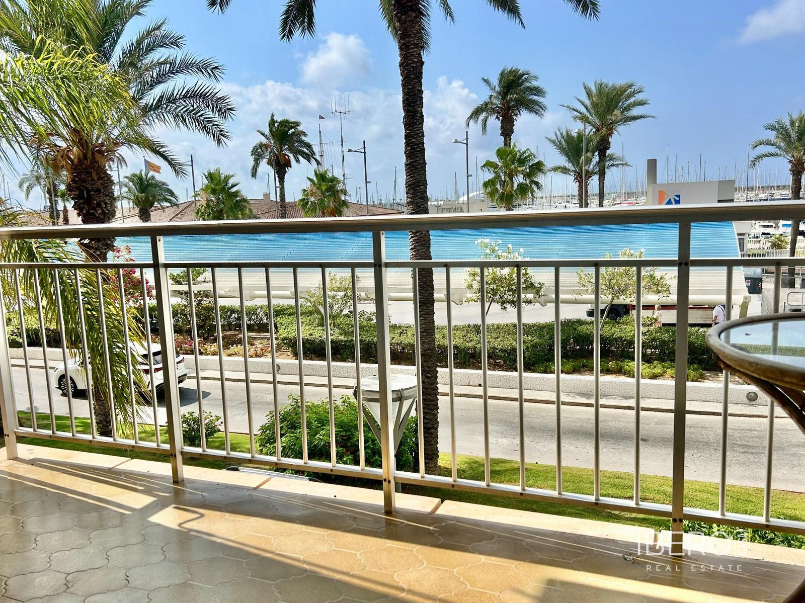Apartmán se 4 ložnicemi a výhledem na moře, Torrevieja