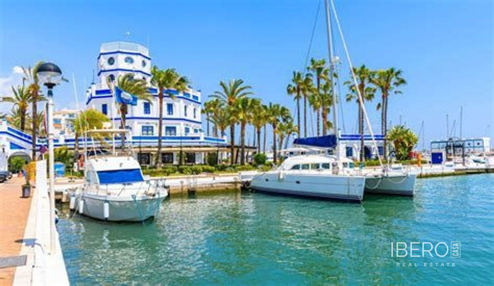 Dům se 3 ložnicemi kousek od mariny, Estepona