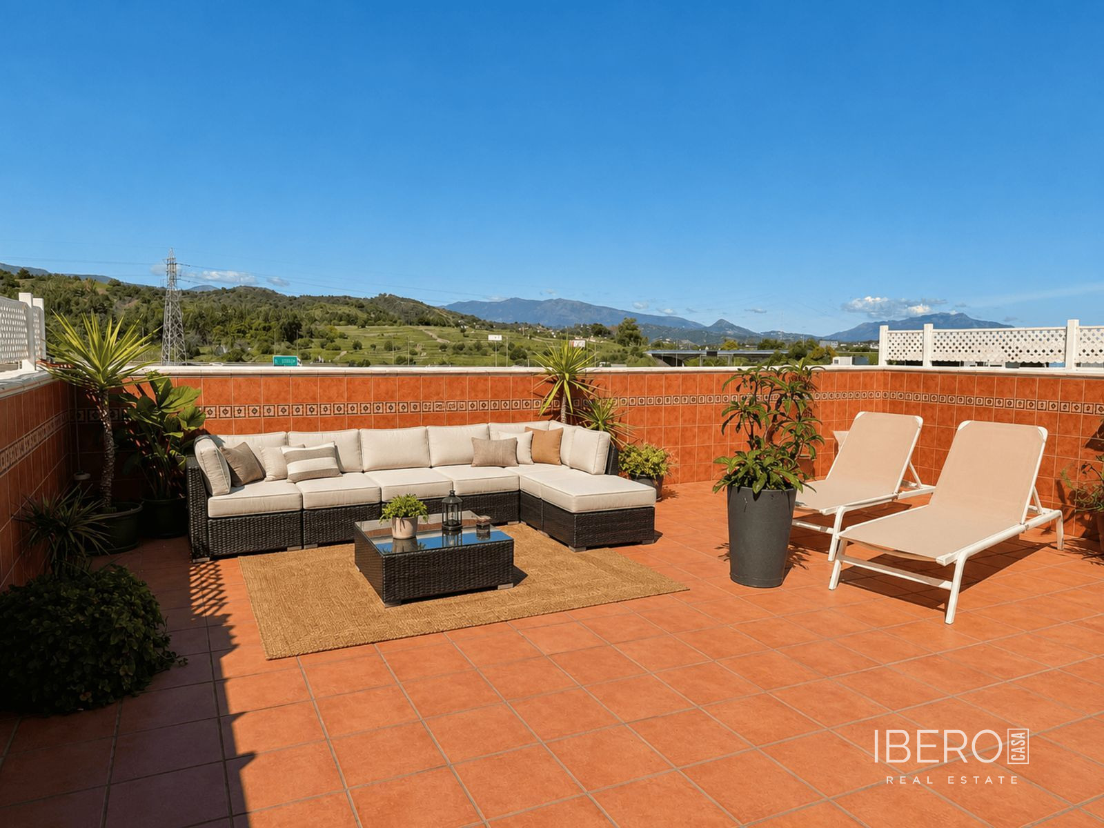 Apartmán se 4 ložnicemi a panoramatickým výhledem, Estepona