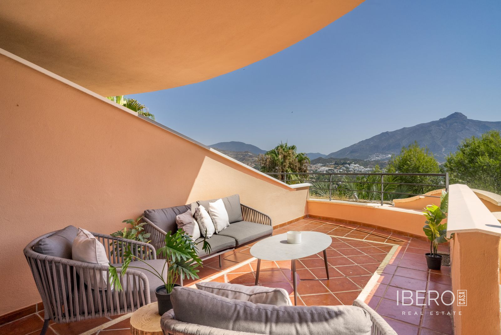 Apartmán se 2 ložnicemi a výhledem na golf, Nueva Andalucía
