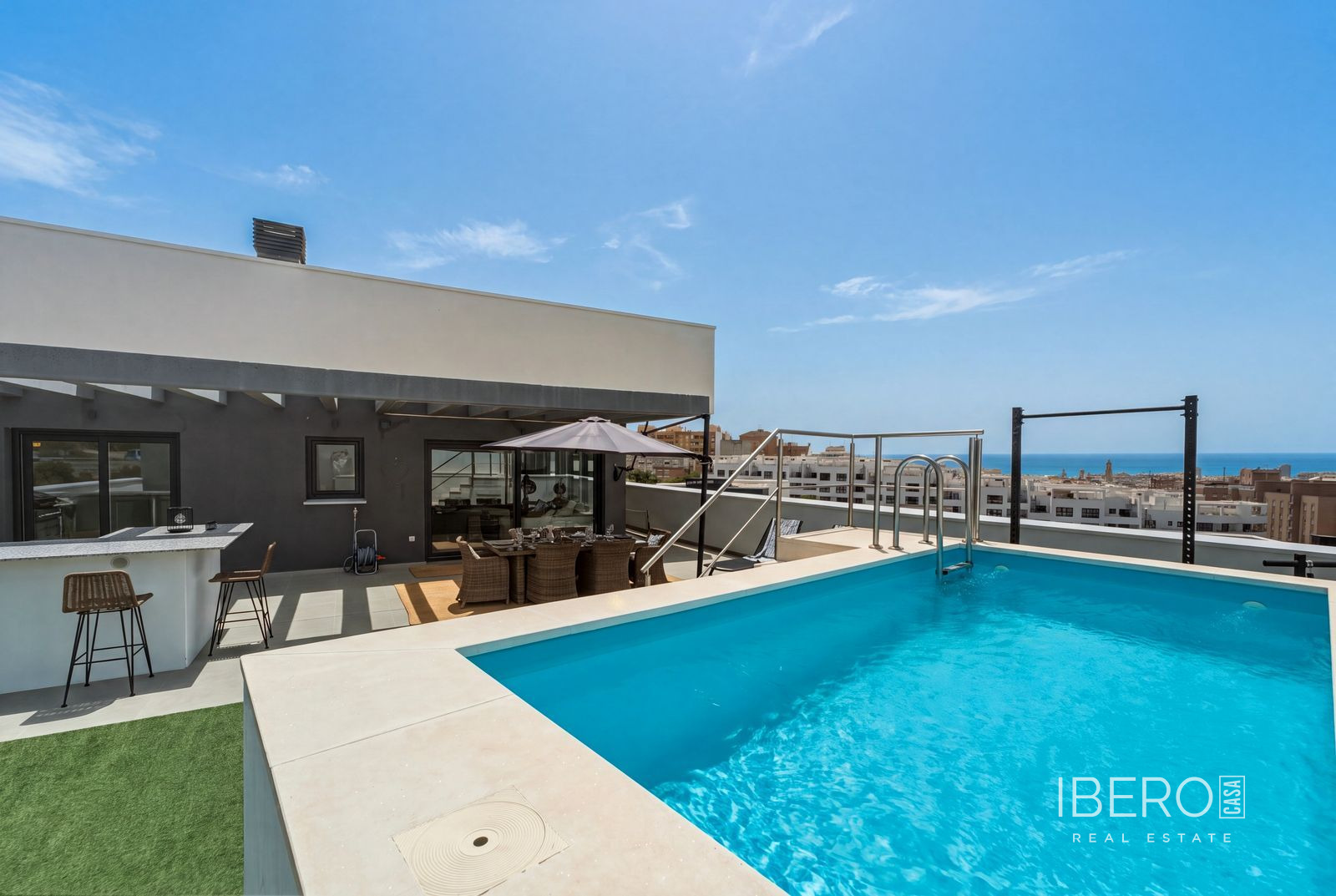 Apartmán se 4 ložnicemi a výhledem na moře, Estepona