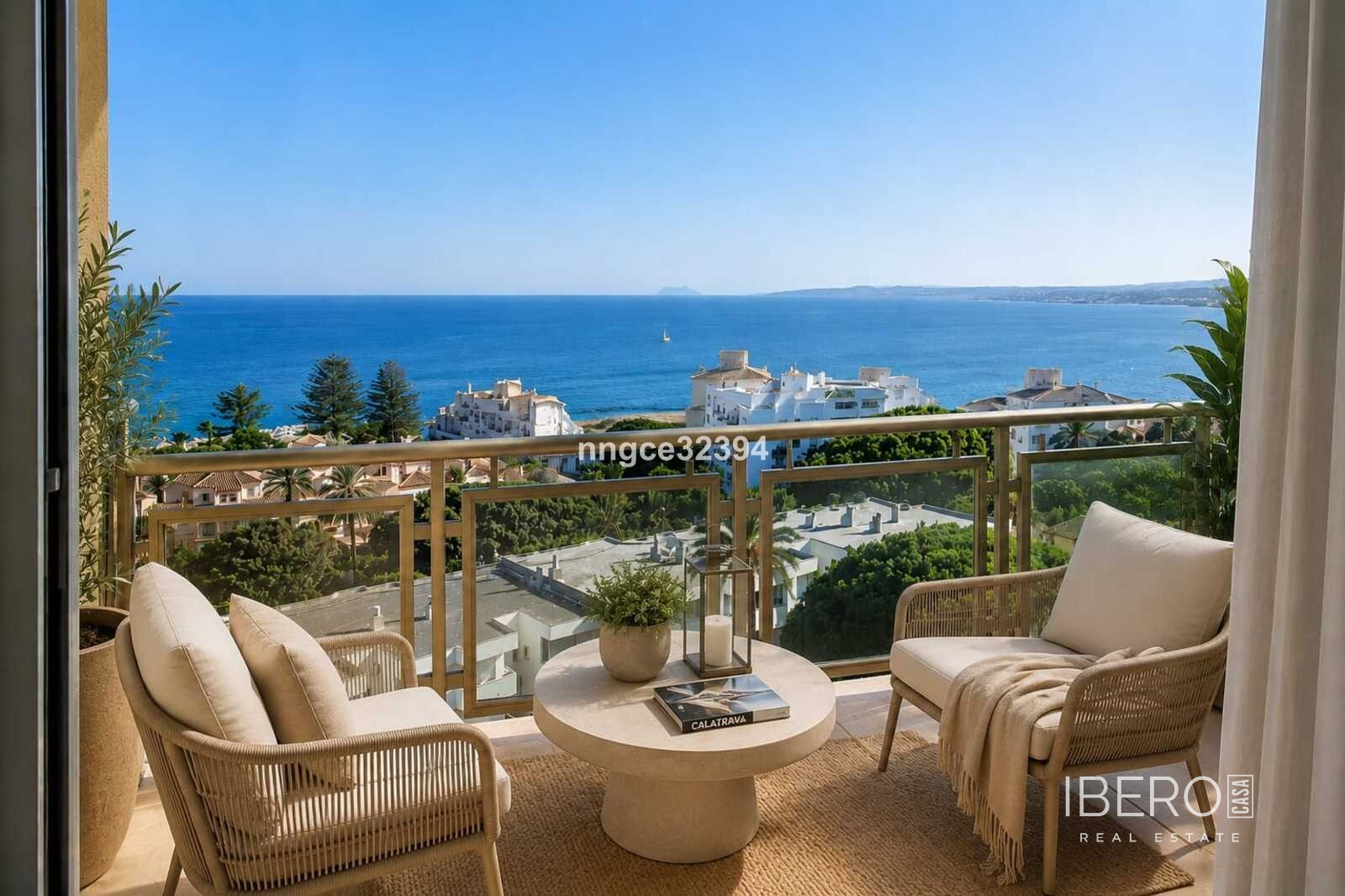 Zrekonstruovaný apartmán se 3 ložnicemi a výhledem na moře, Estepona