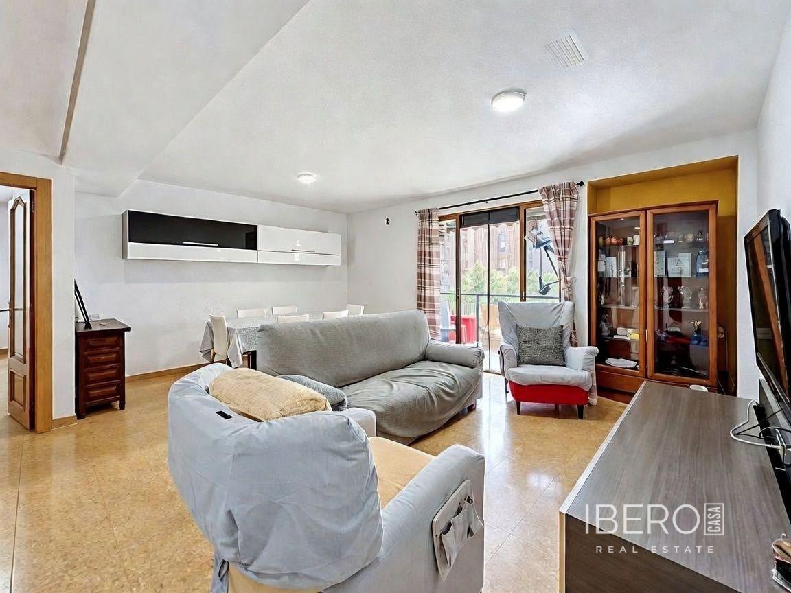 Apartmán se 4 ložnicemi, Valencia