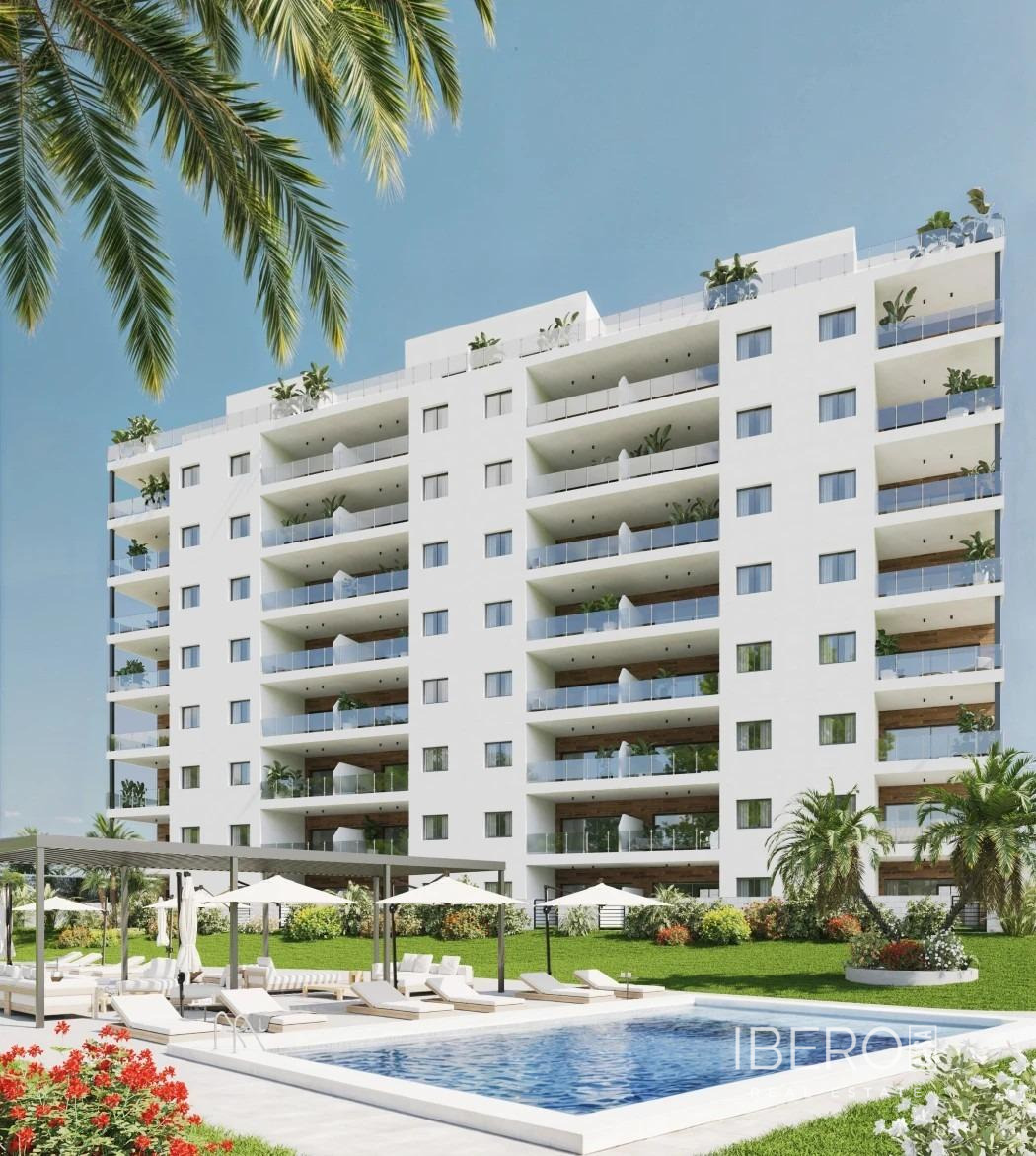 Rozestavěný apartmán se 2 ložnicemi kousek od moře, Villajoyosa