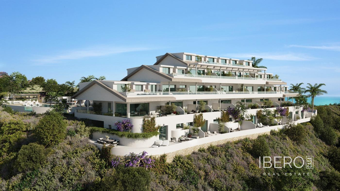 Rozestavěný apartmán se 4 ložnicemi a výhledem na moře, Benalmádena