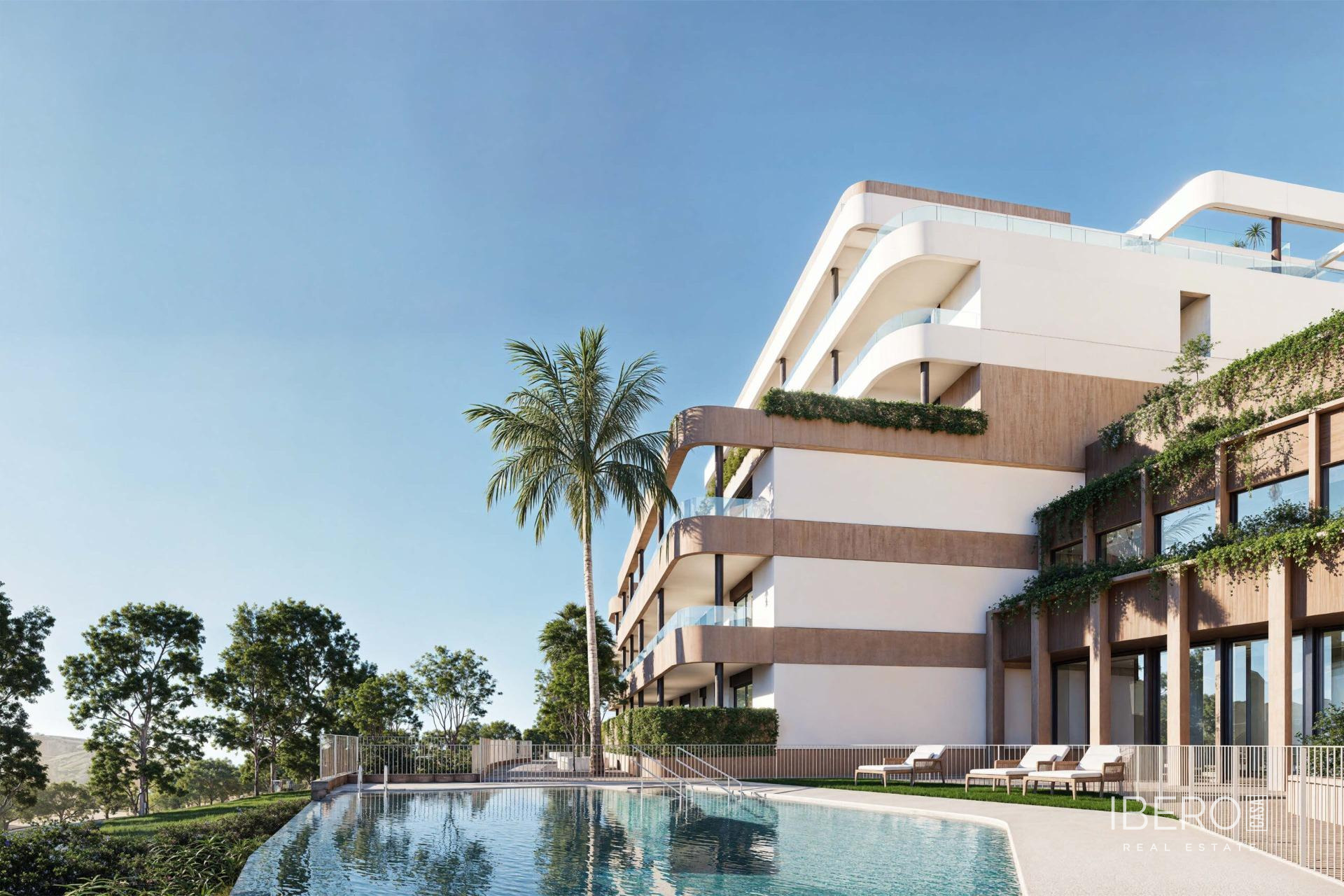 Rozestavěný apartmán se 3 ložnicemi kousek od moře, Estepona