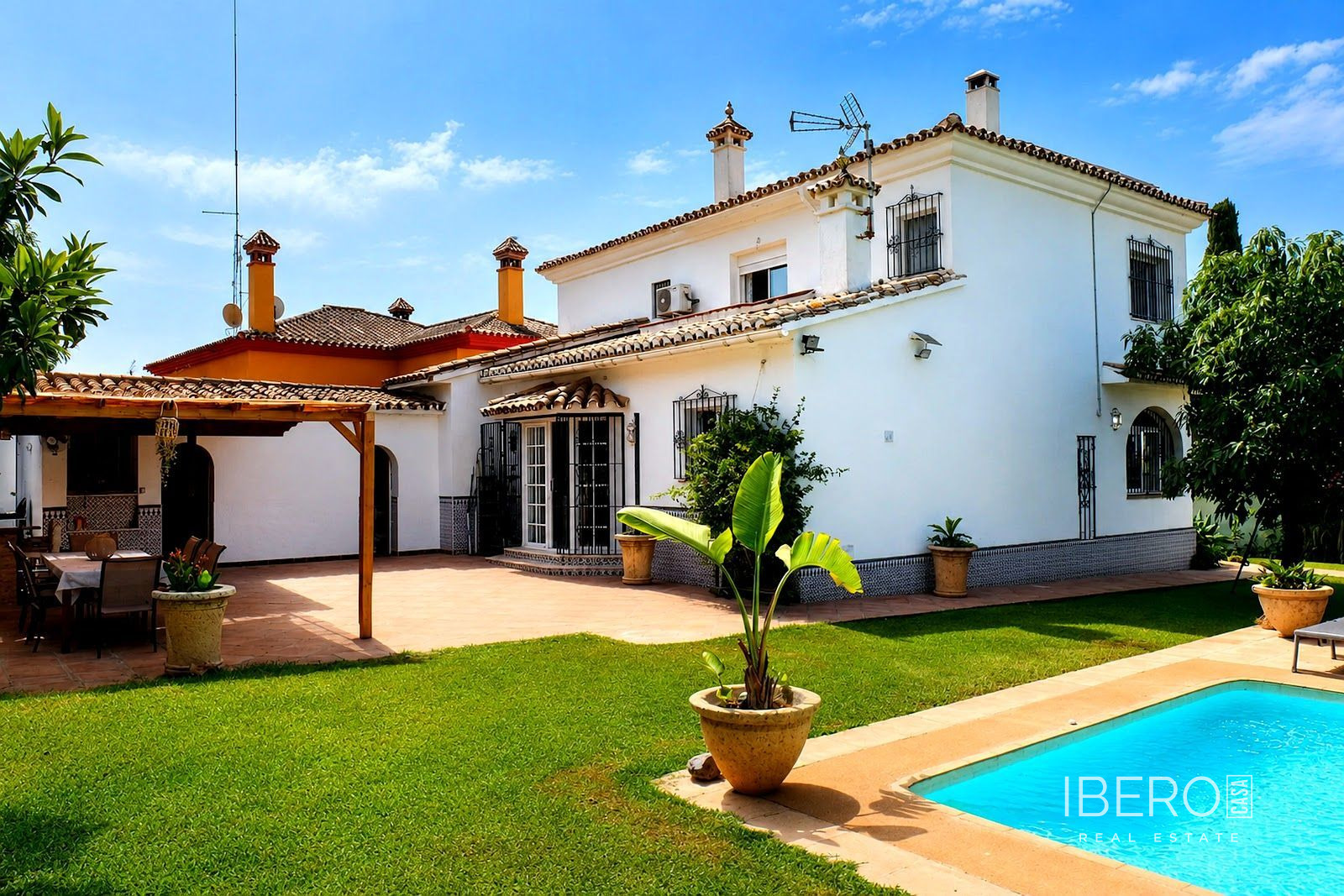 Dům s 5 ložnicemi a výhledem na moře, Marbella