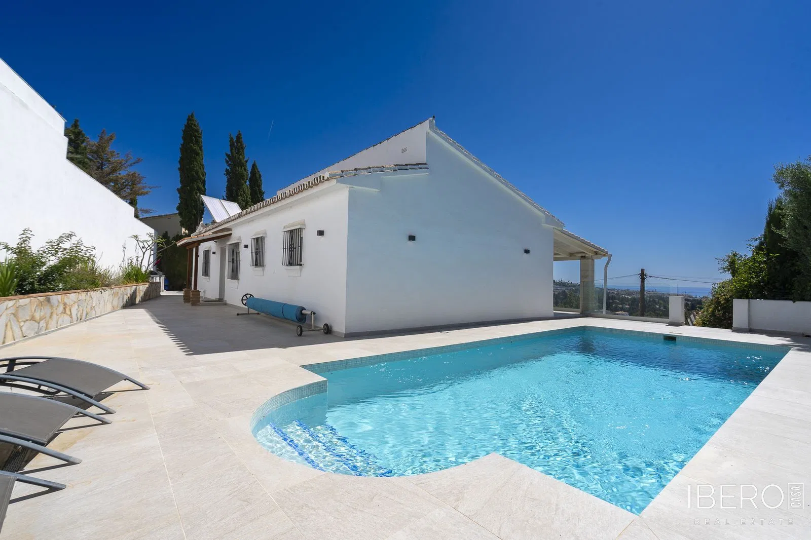 Zrekonstruovaný dům s 5 ložnicemi a výhledem na moře, La Cala de Mijas