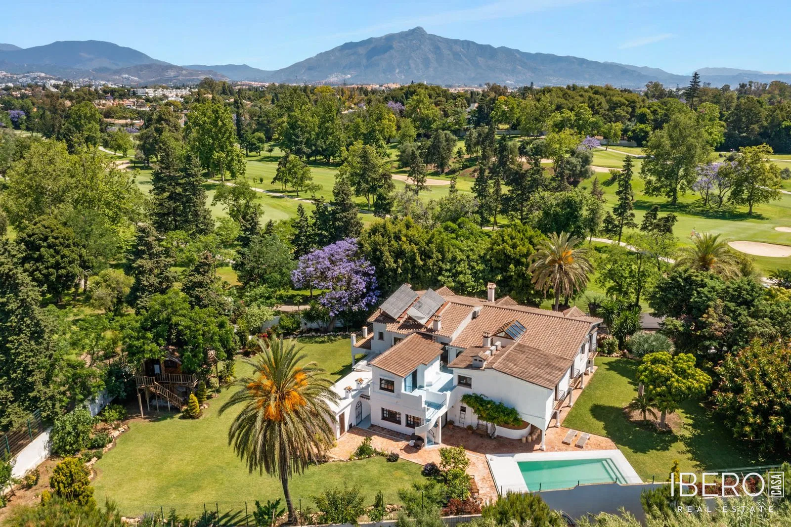 Dům se 4 ložnicemi a výhledem na golf, Guadalmina Baja