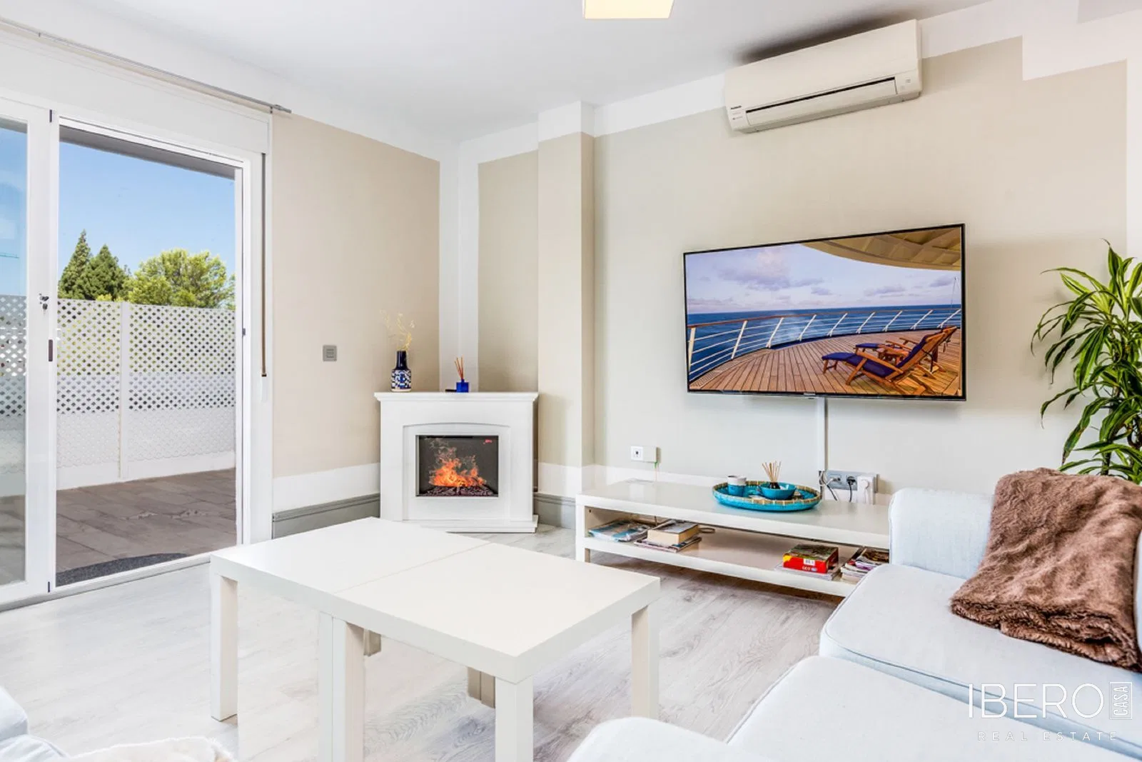 Apartamento de 2 dormitorios, Nueva Andalucía
