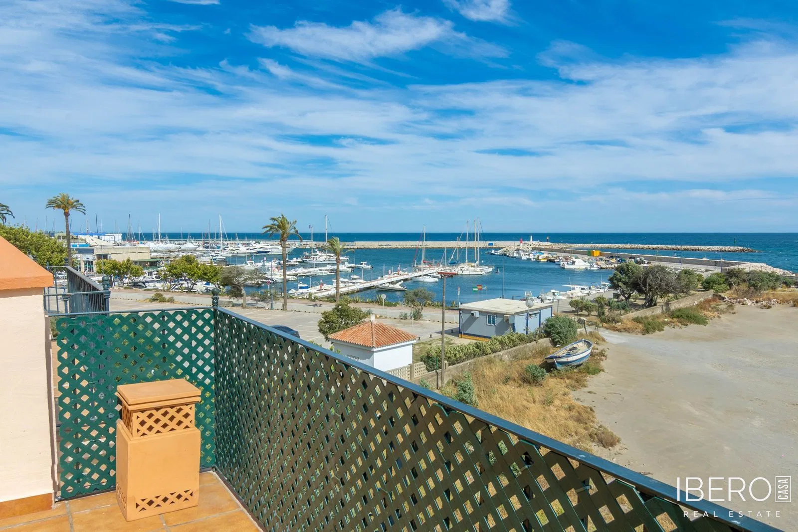 Dům se 4 ložnicemi a výhledem na moře, Estepona