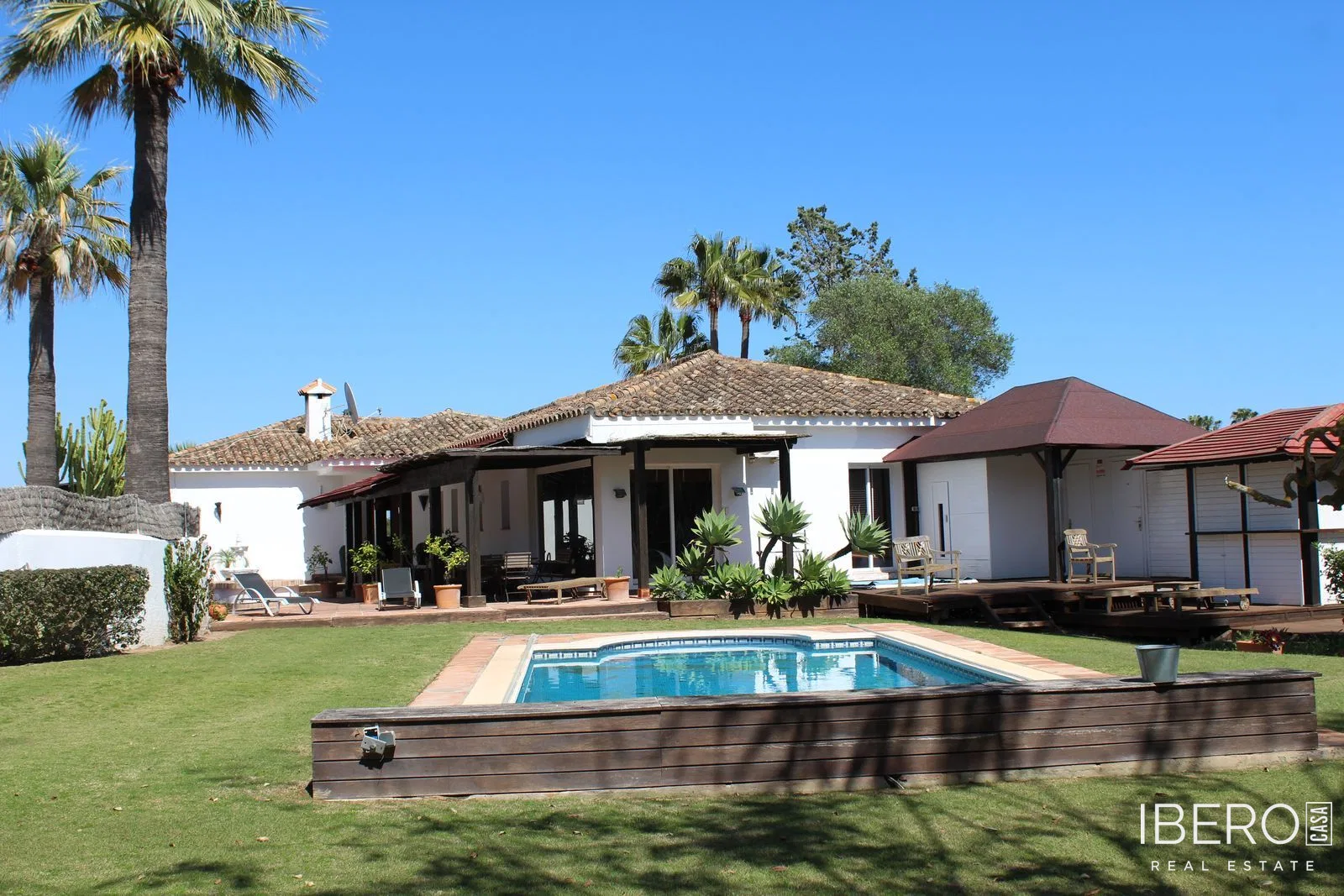Dům s 5 ložnicemi kousek od mariny, Sotogrande Costa