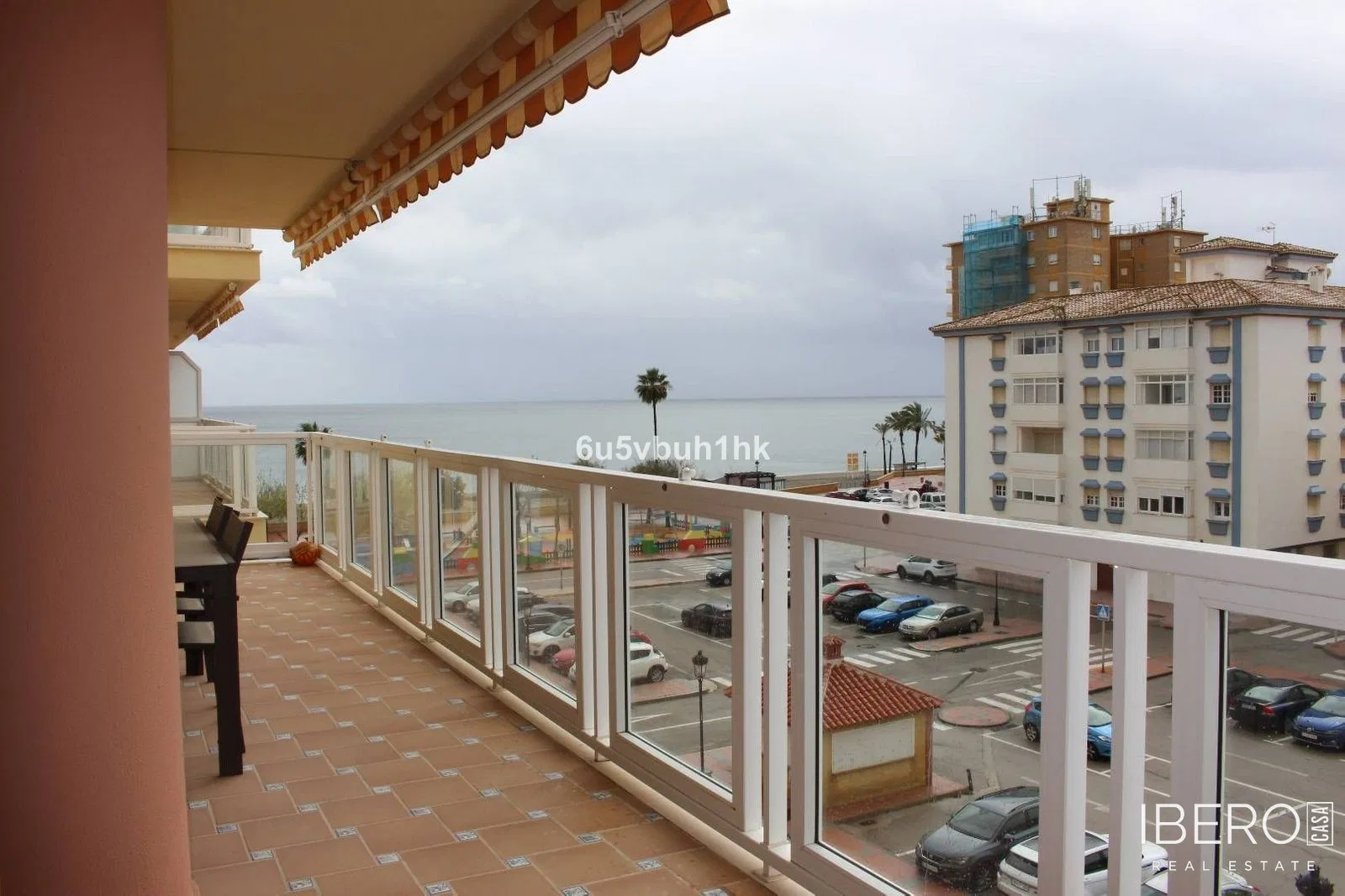 3-bedroom apartment with sea view, Manilva