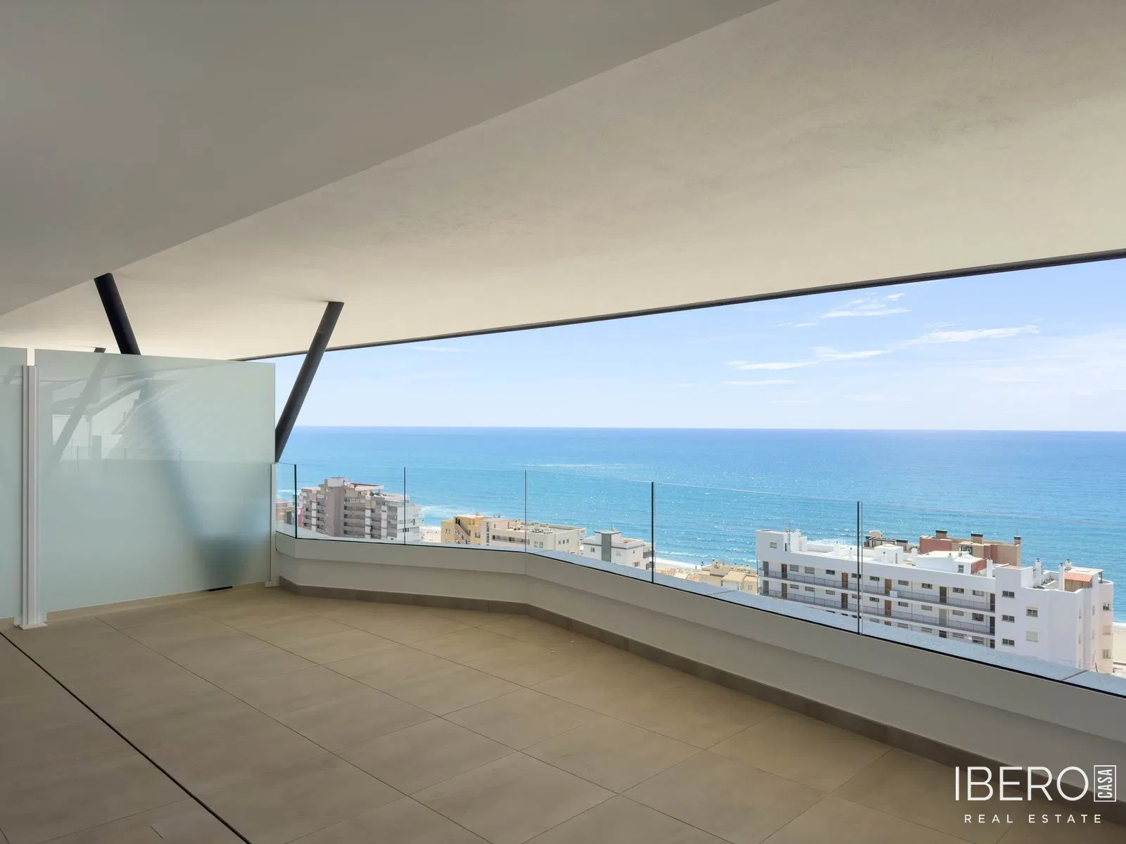Nový apartmán se 2 ložnicemi a výhledem na moře, Fuengirola