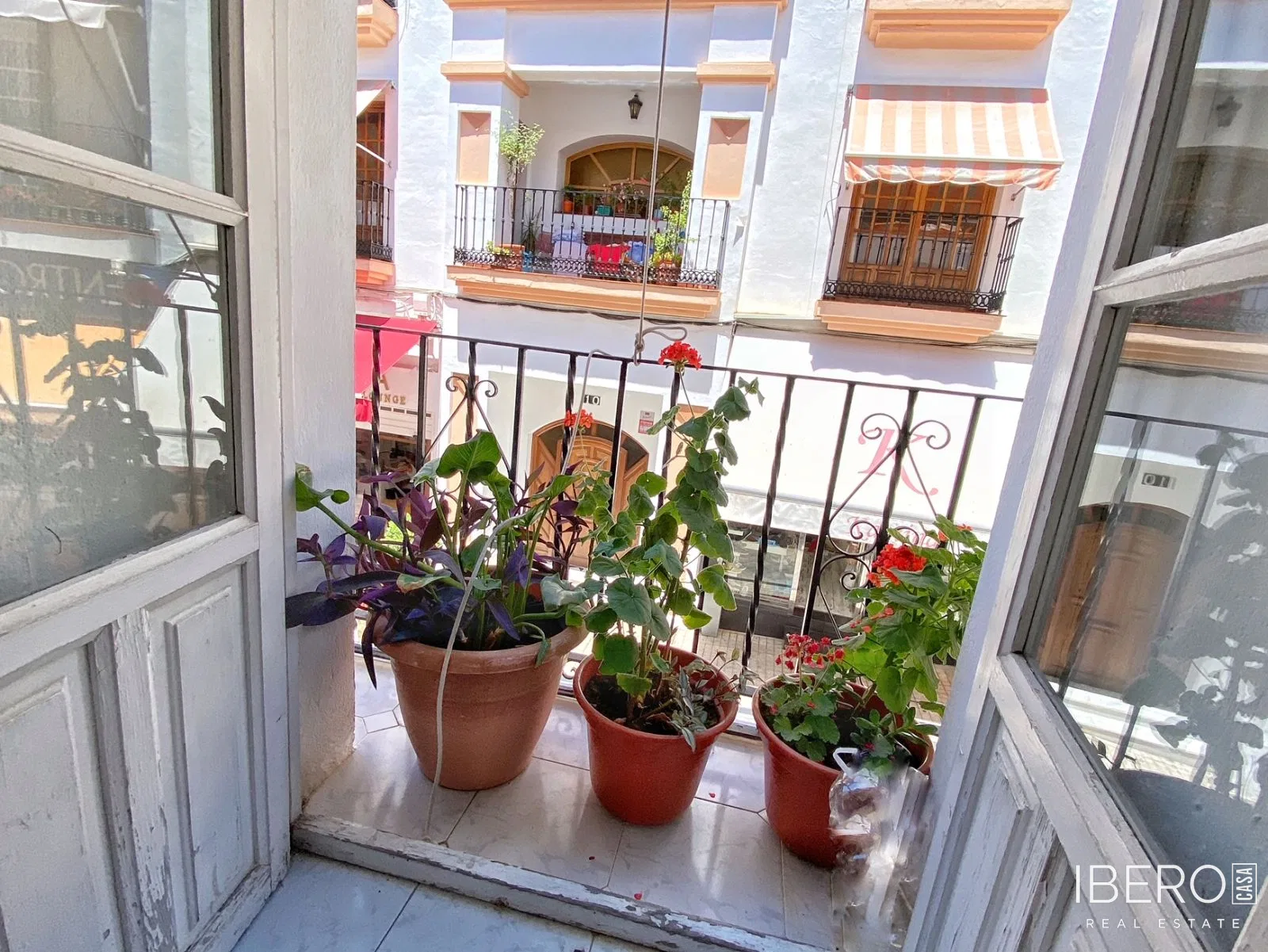 Původní dům se 4 ložnicemi kousek od moře, Marbella