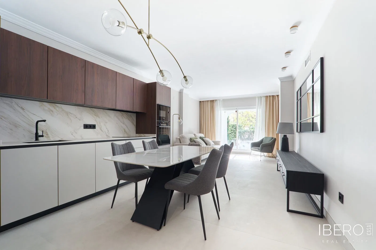 Zrekonstruovaný apartmán se 3 ložnicemi, San Pedro de Alcántara