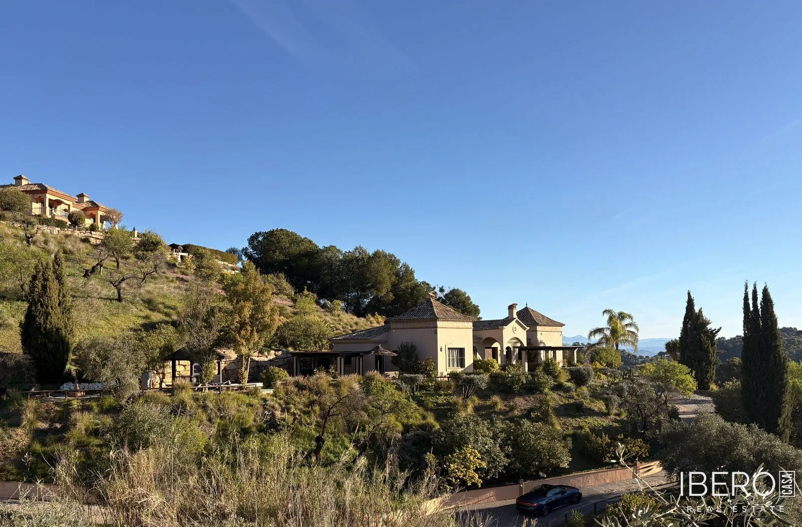 Dům se 4 ložnicemi a panoramatickým výhledem, Monda
