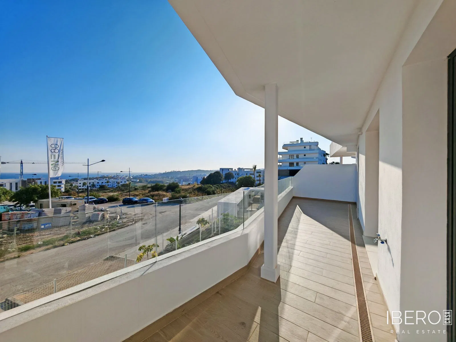 Nový apartmán se 2 ložnicemi a výhledem na moře, Estepona