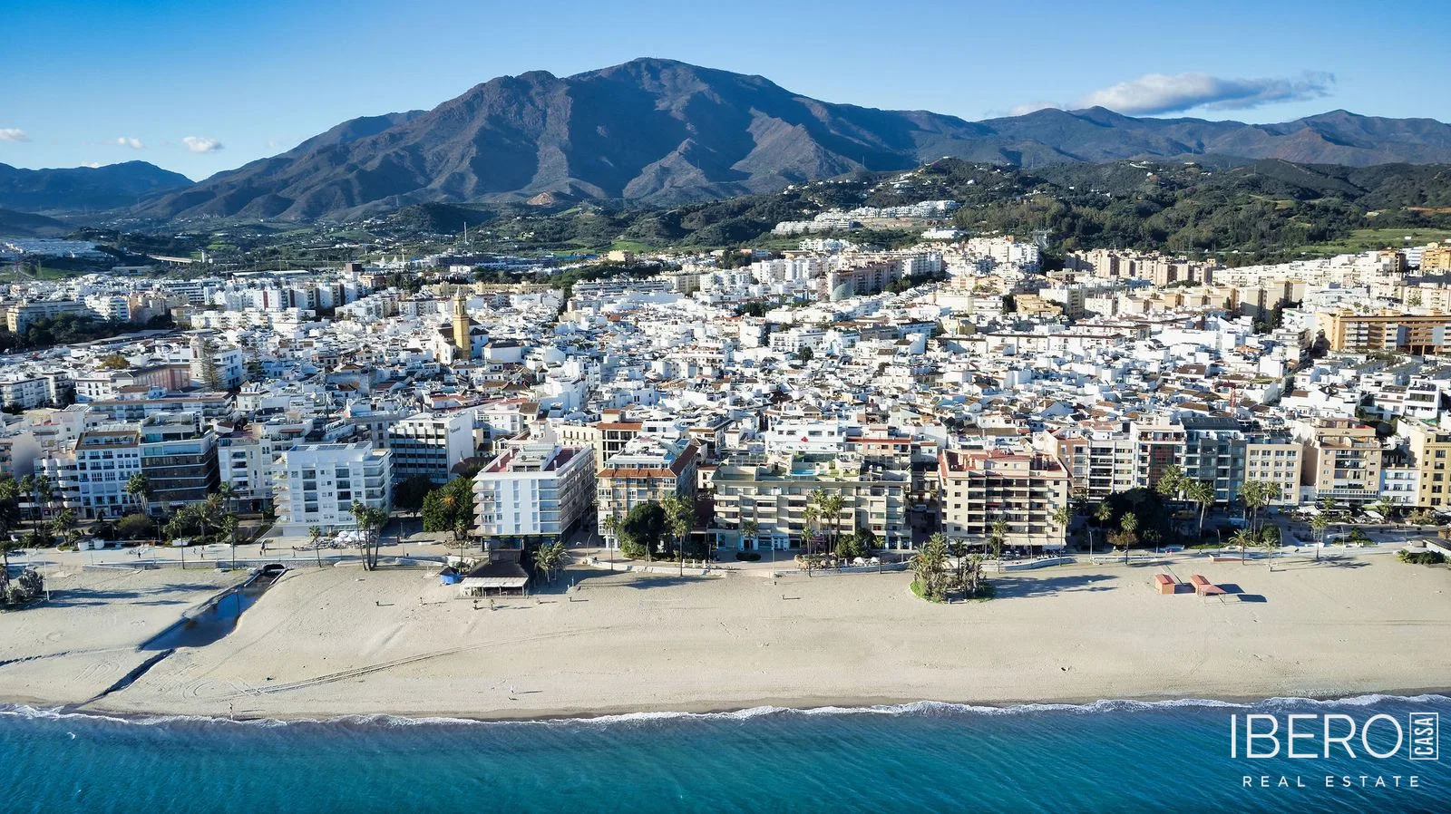 Apartmán se 3 ložnicemi a výhledem na moře, Estepona