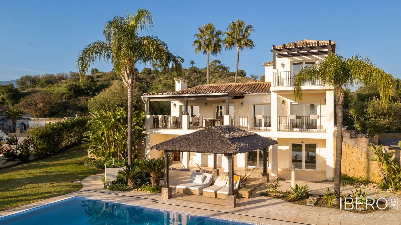 Dům se 4 ložnicemi, Estepona