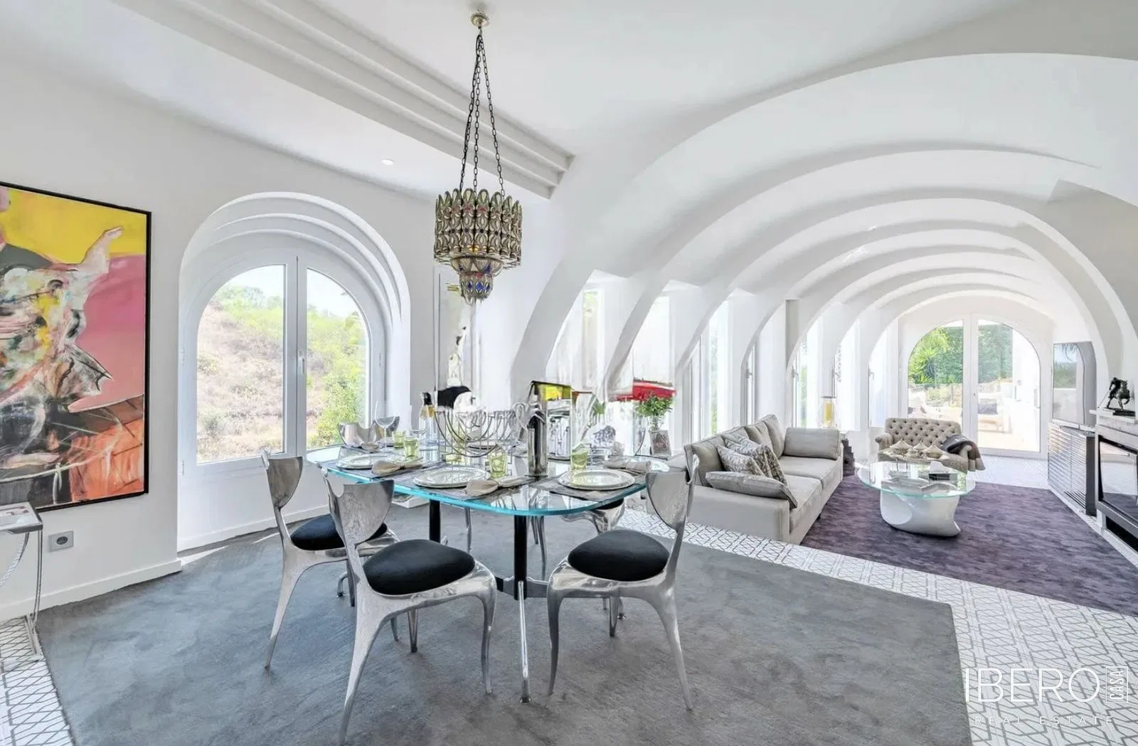 Dům s 5 ložnicemi kousek od mariny, Marbella