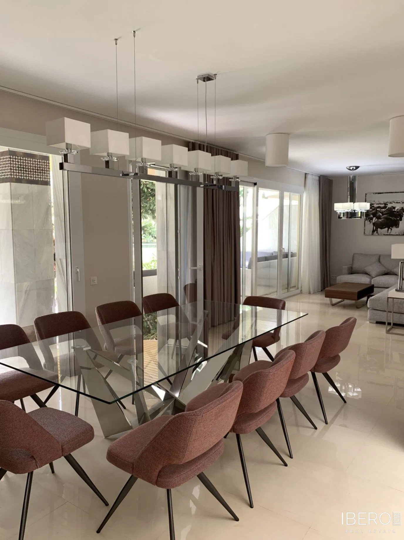 Nový apartmán se 6 ložnicemi a výhledem na moře, Puerto Banús