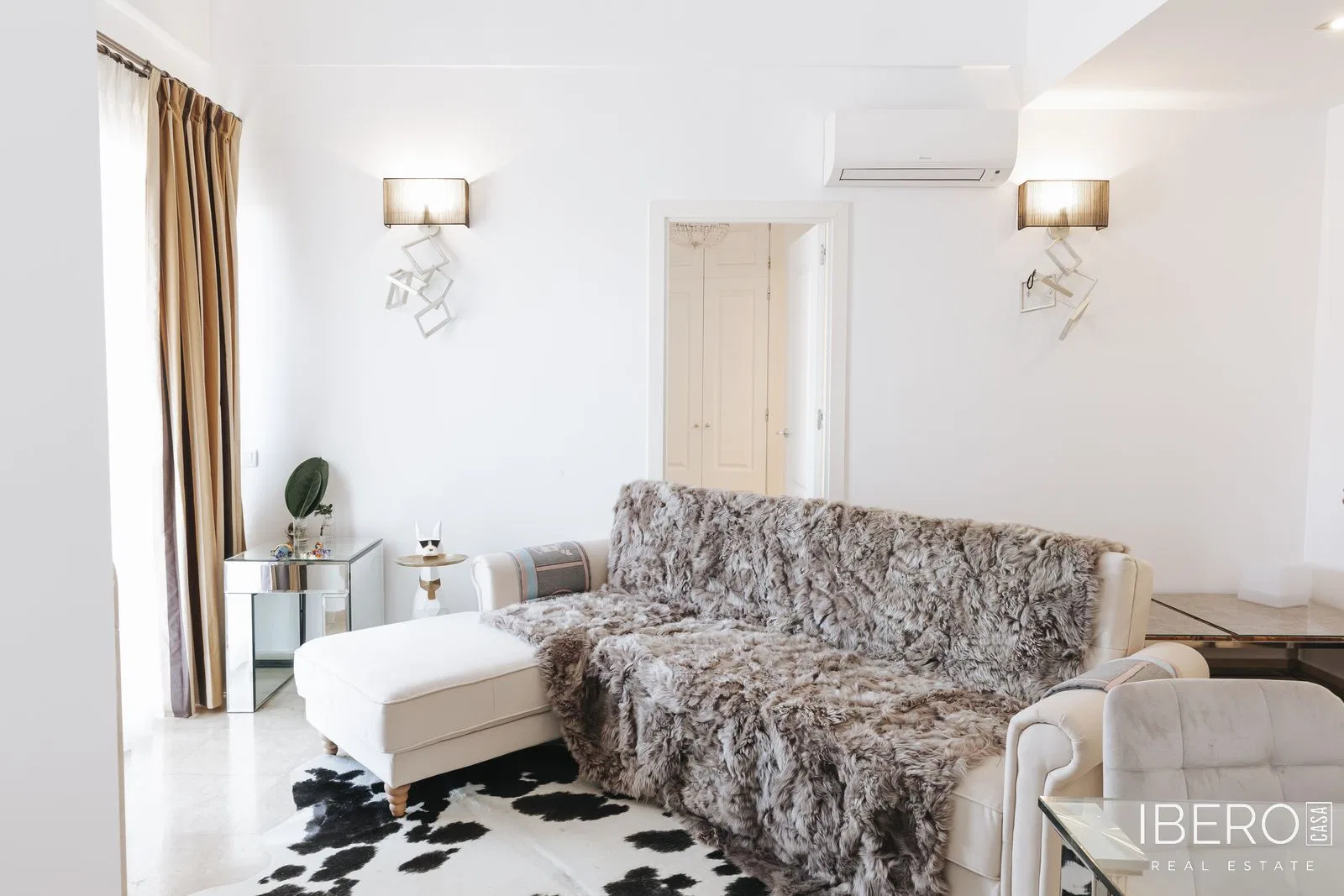 Zrekonstruovaný apartmán se 4 ložnicemi a výhledem na golf, Manilva