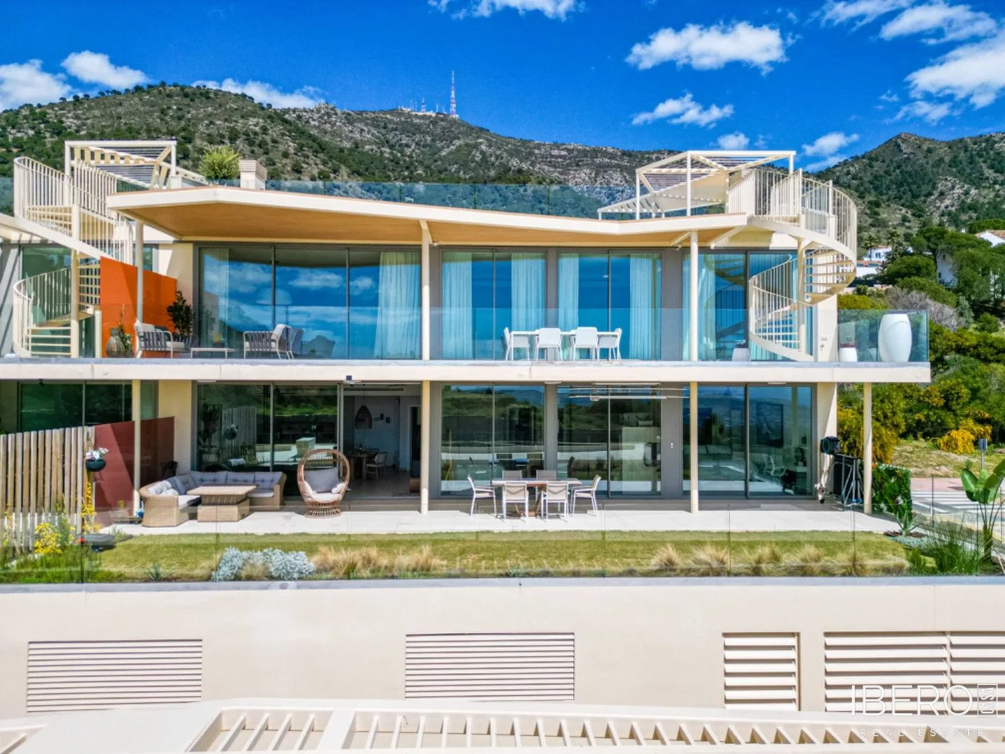 Apartmán se 3 ložnicemi a výhledem na moře, Fuengirola