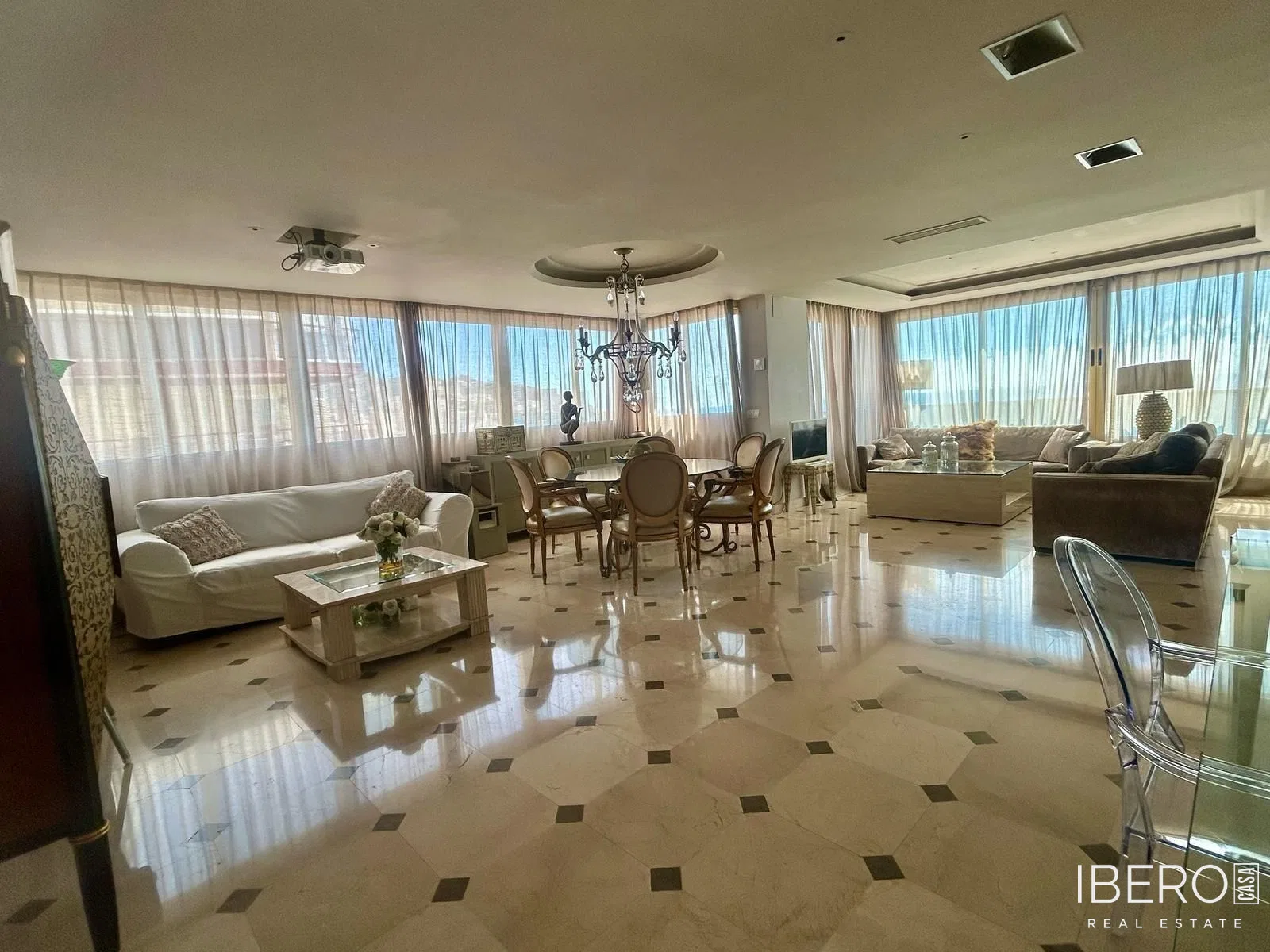 Apartmán se 3 ložnicemi a výhledem na moře, Benidorm
