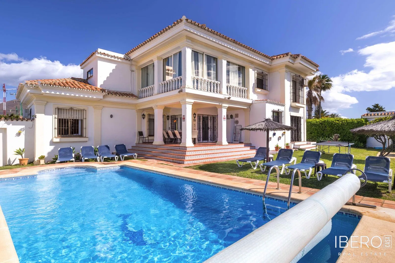 Dům s 5 ložnicemi a výhledem na moře, Estepona