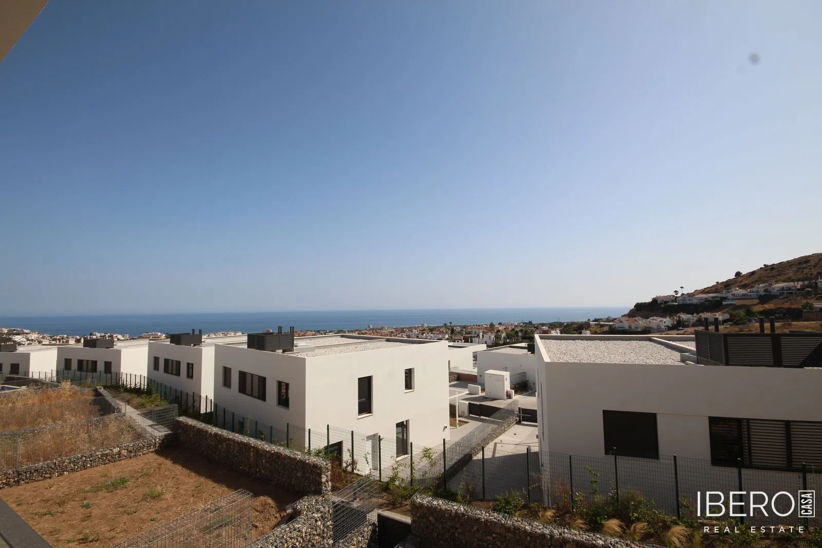 Casa de obra nueva de 3 dormitorios con vistas al mar, Riviera del Sol