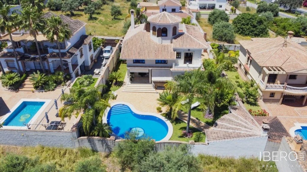 Dům se 6 ložnicemi kousek od golfu, Alhaurín el Grande