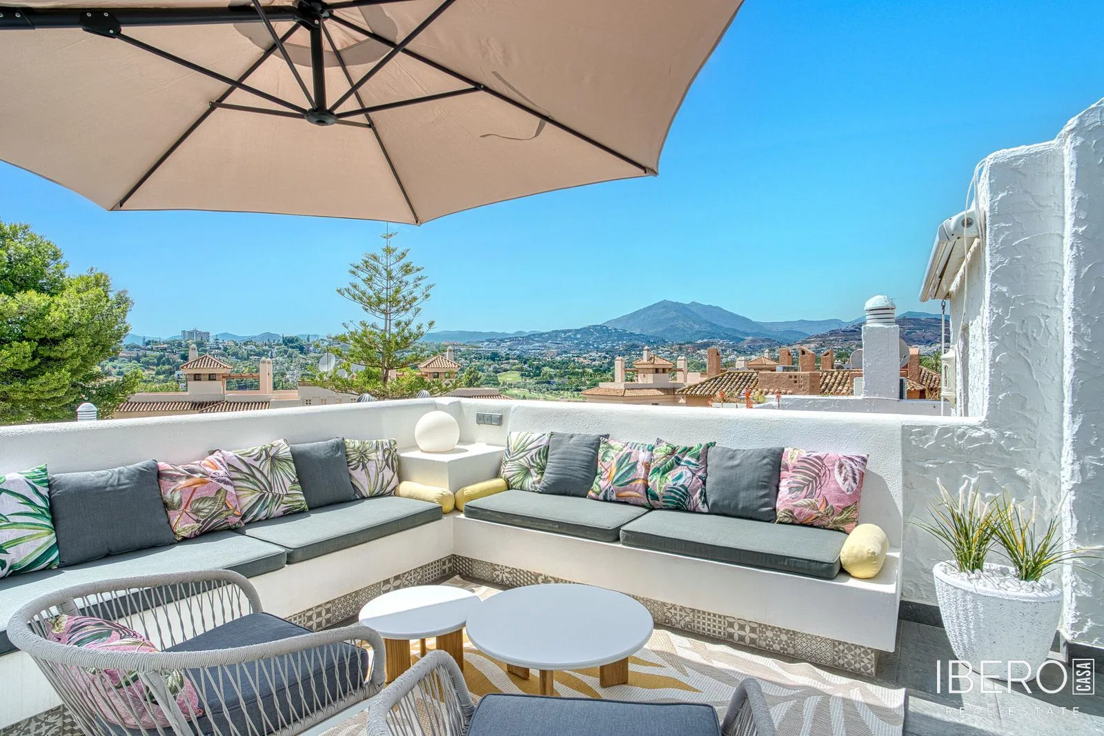 3-bedroom house with golf view, Nueva Andalucía