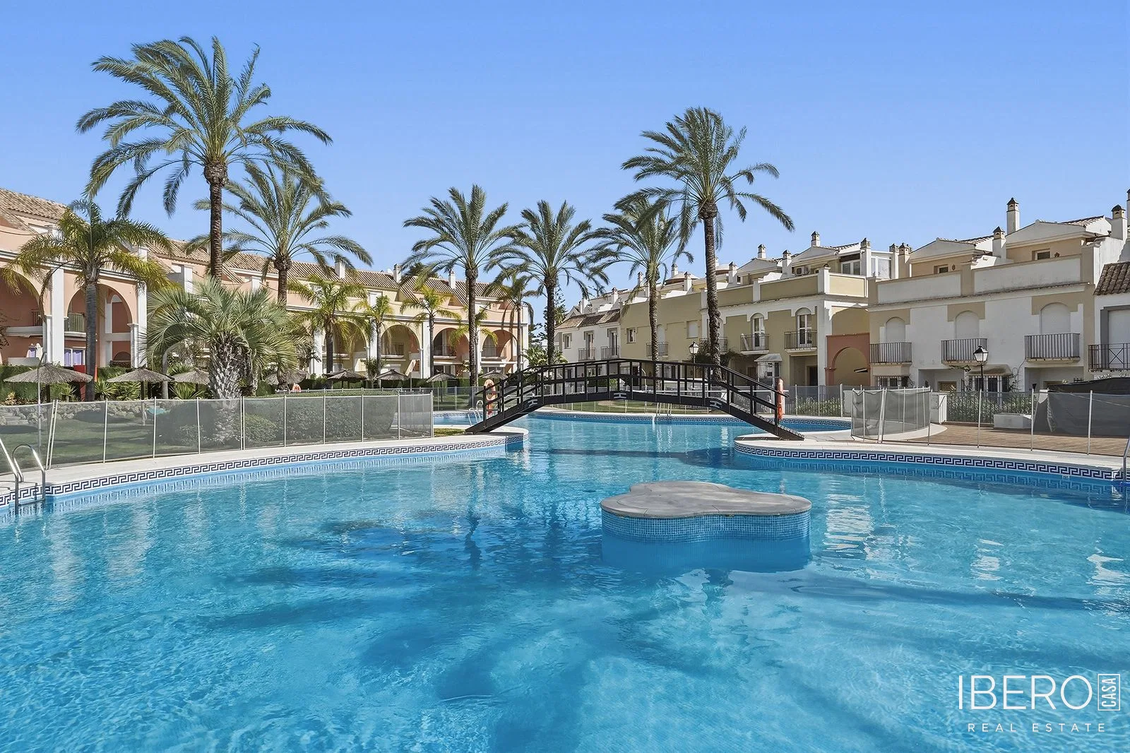 Dům se 3 ložnicemi kousek od moře, Bahía de Marbella