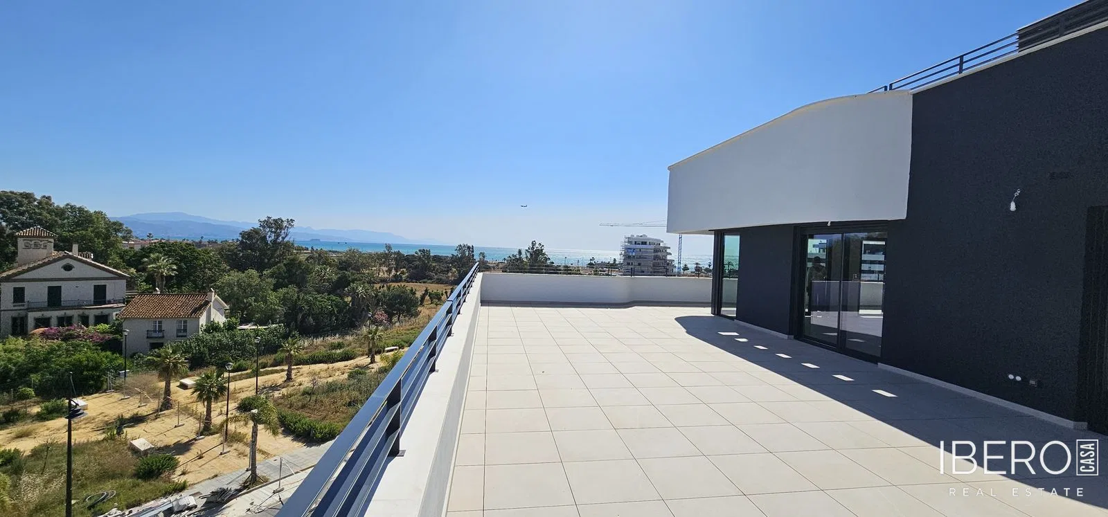 Apartmán se 4 ložnicemi a výhledem na moře, Torremolinos