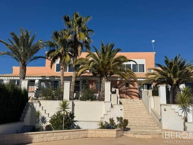 Dům se 6 ložnicemi, Alicante
