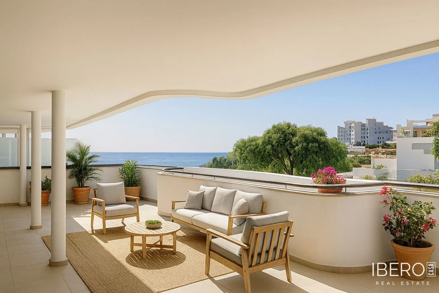 Nový apartmán se 4 ložnicemi a výhledem na moře, Estepona