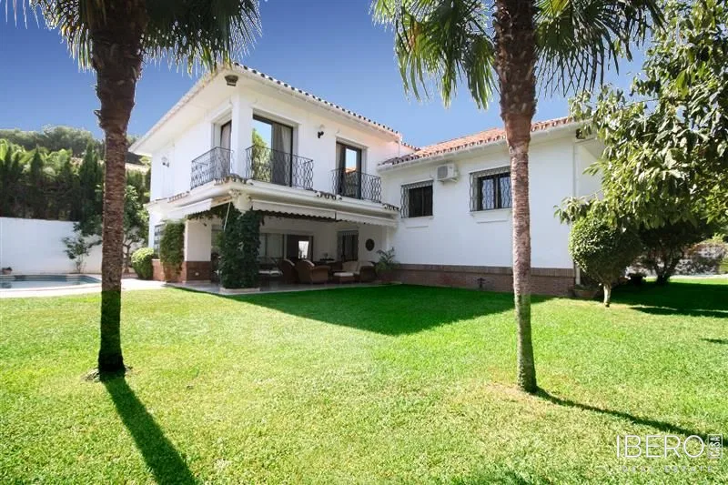 Dům se 6 ložnicemi kousek od moře, Los Monteros
