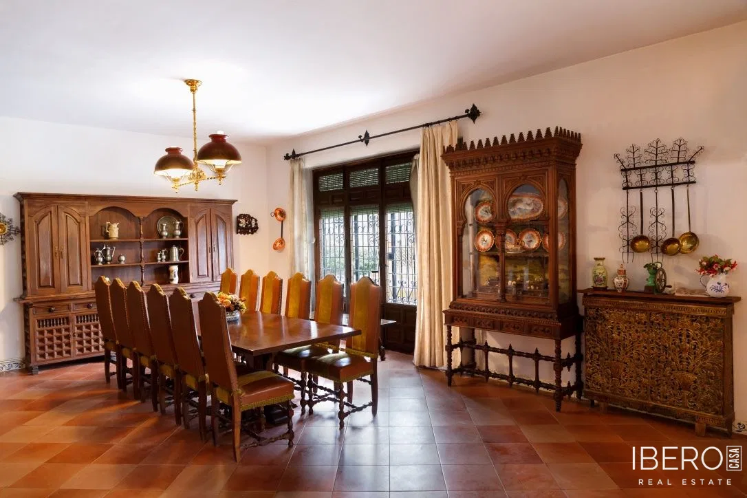 Casa de 8 dormitorios con vistas panorámicas, Granada