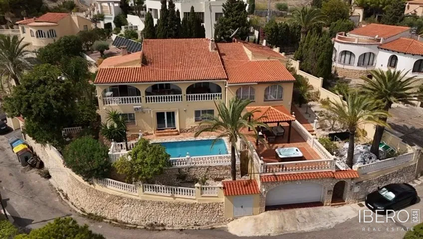 Dům se 4 ložnicemi, Calpe
