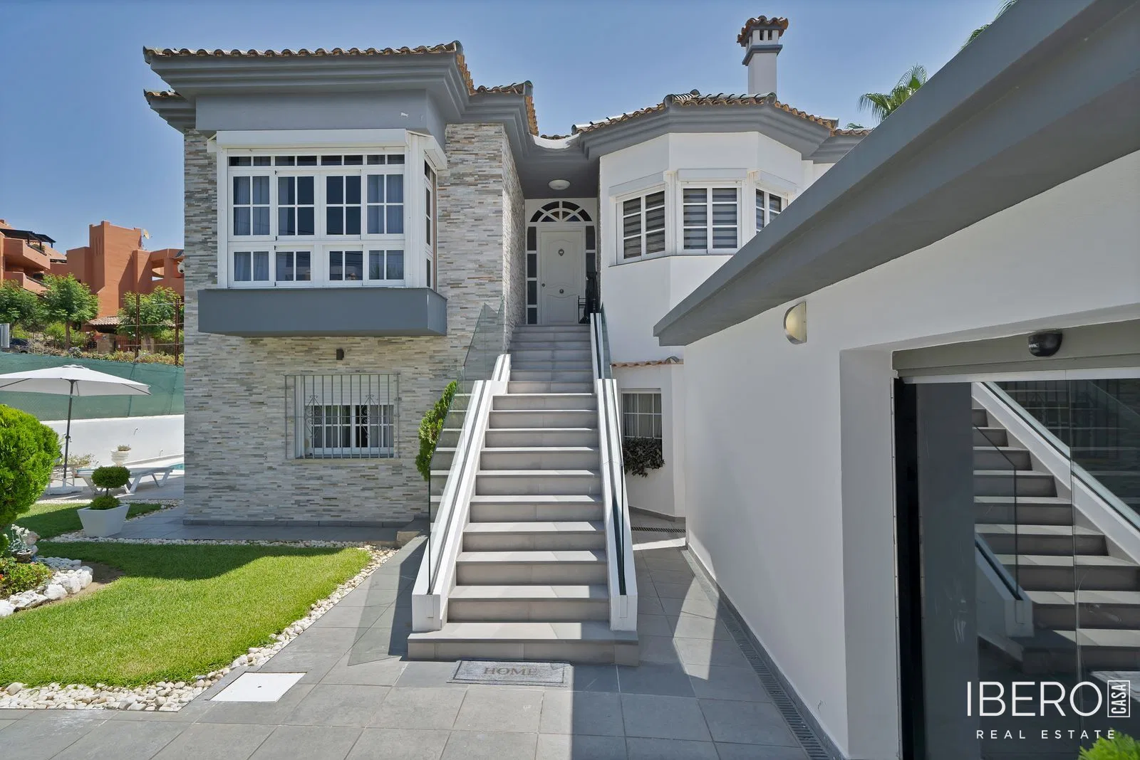 Dům se 3 ložnicemi kousek od moře, Estepona