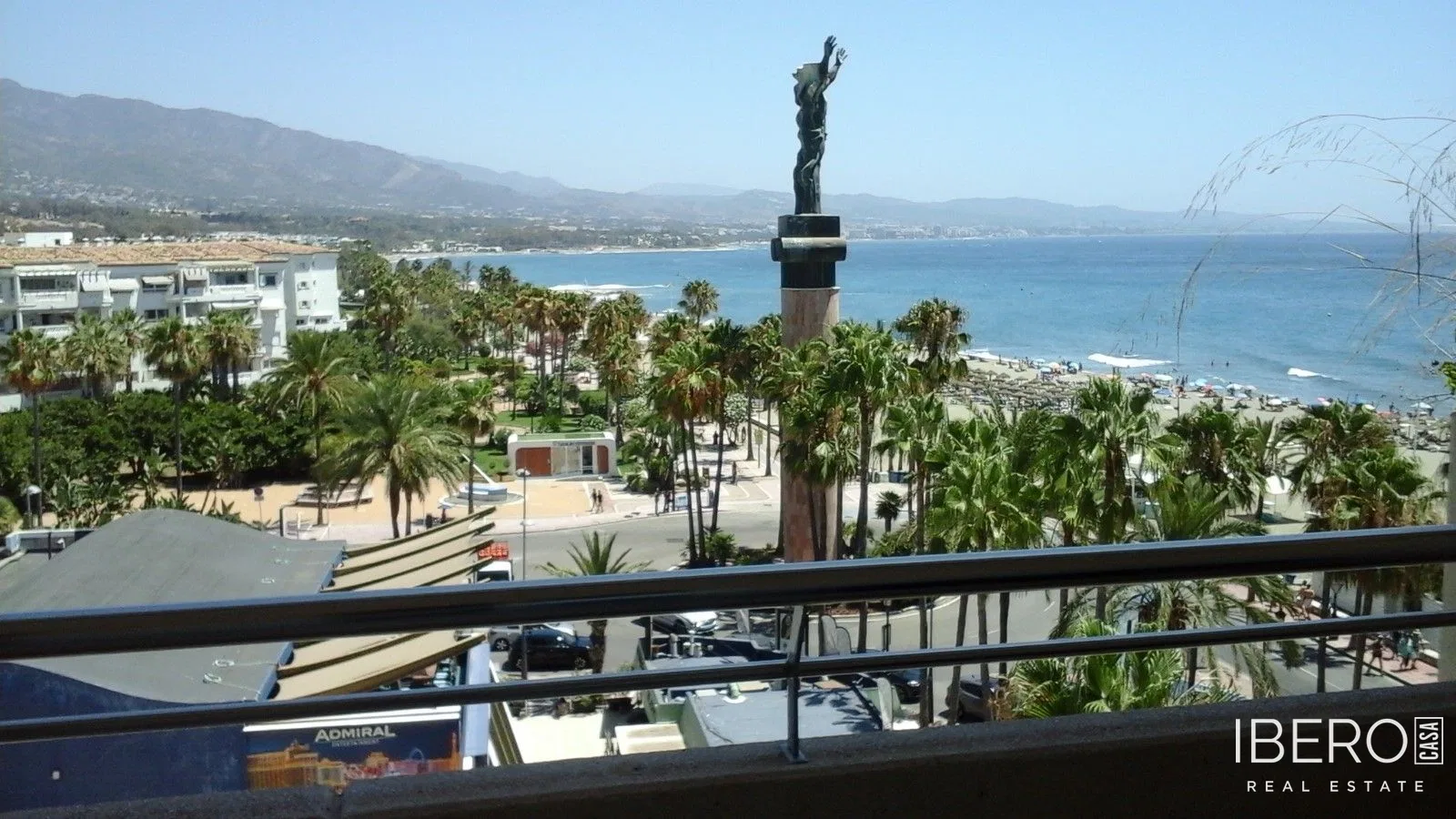 Apartmán se 3 ložnicemi a výhledem na moře, Puerto Banús