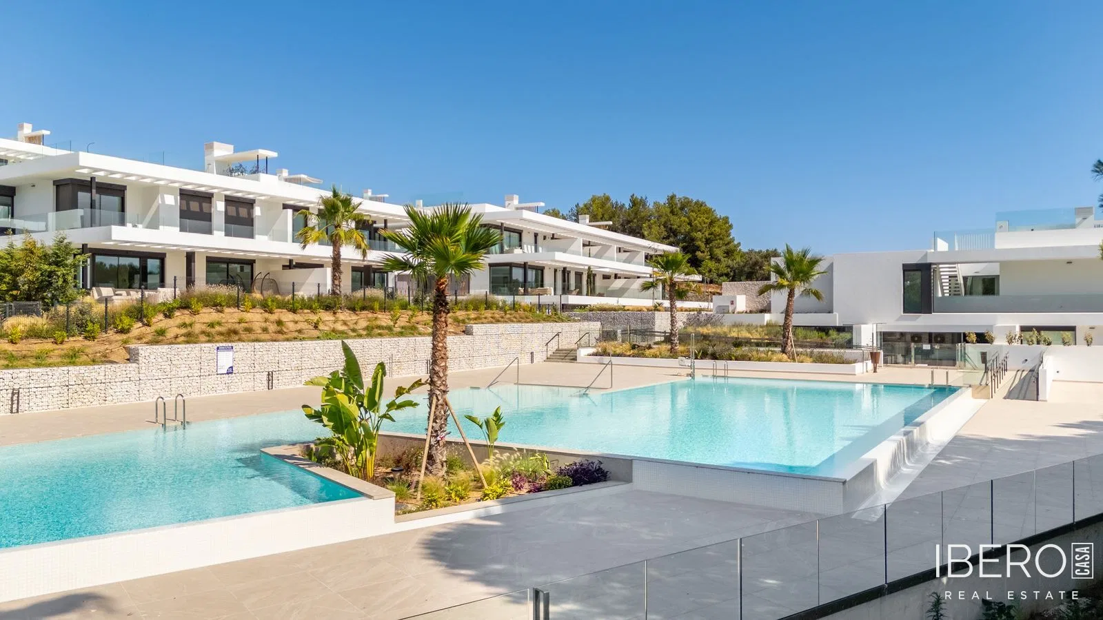 Nový apartmán se 2 ložnicemi a výhledem na moře, Marbella