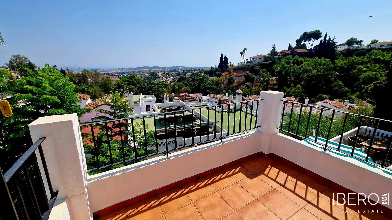 Zrekonstruovaný dům se 3 ložnicemi a výhledem na moře, Mijas