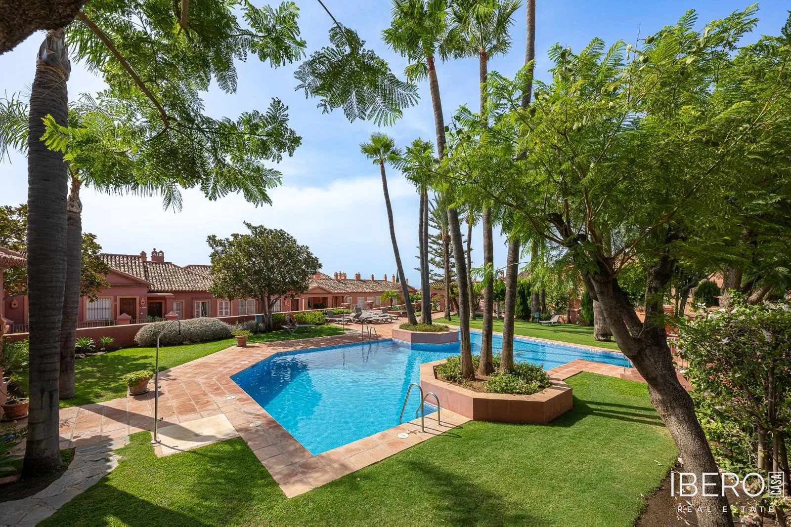 Apartamento reformado de 4 dormitorios, Monte Halcones