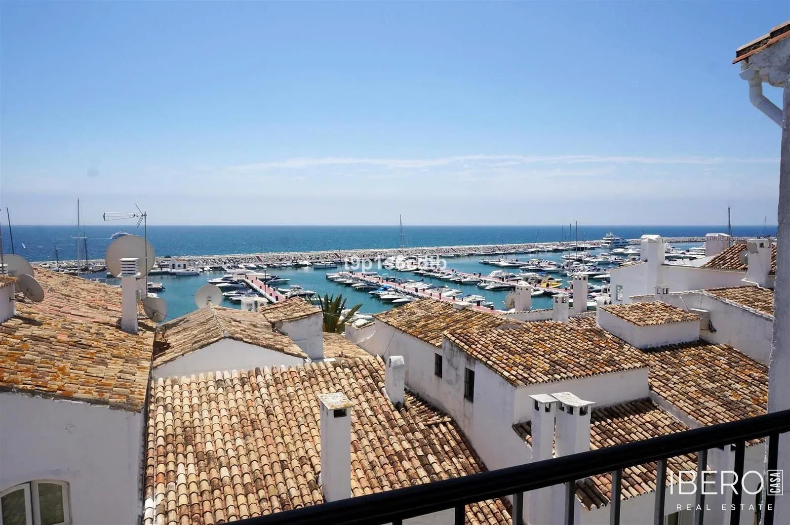 Apartmán se 3 ložnicemi a výhledem na moře, Puerto Banús