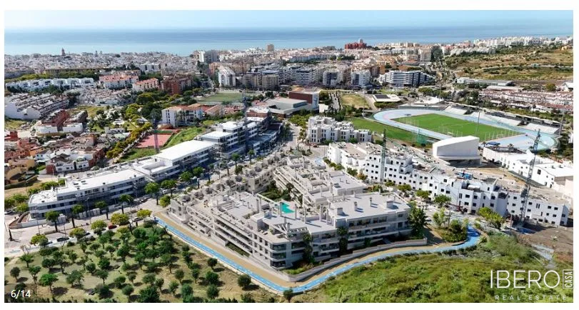 Nový dům se 4 ložnicemi a výhledem na moře, Estepona