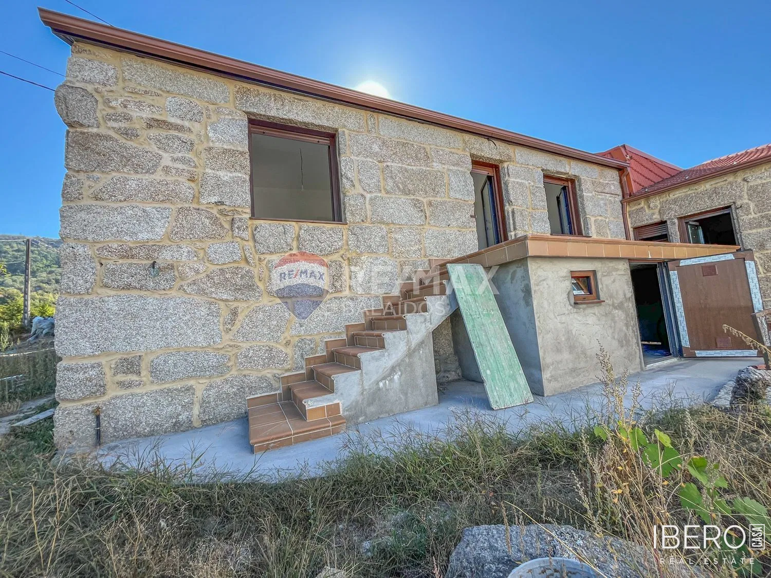 3-bedroom house, Cenlle