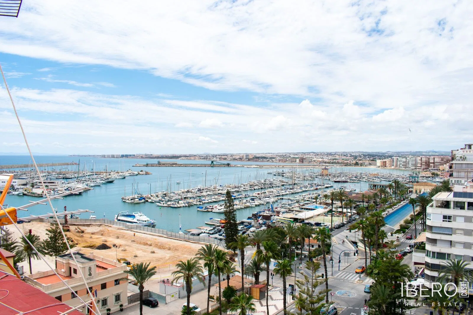 Apartmán se 2 ložnicemi a střešní terasou, Torrevieja